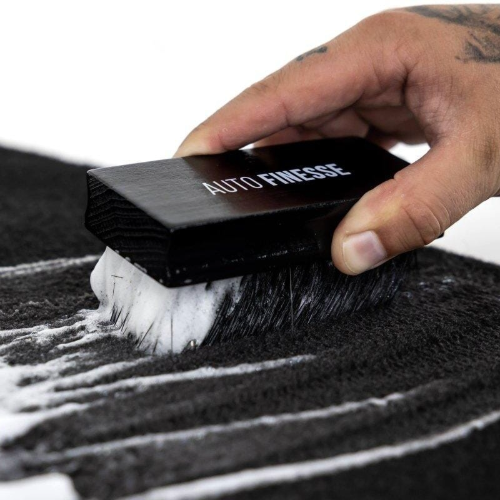 Auto Finesse Upholstery Brush premiový kartáč